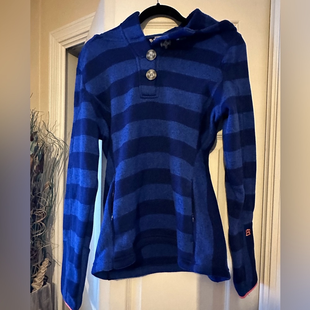 Avalanche sweatshirt